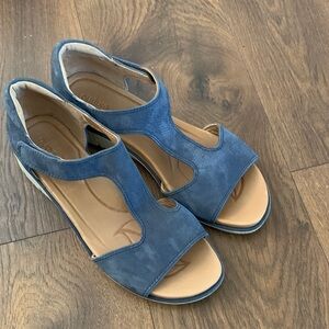 Nurture by Lamaze Blue Suede Open-Toe Wedge Sandals with Tan Insole